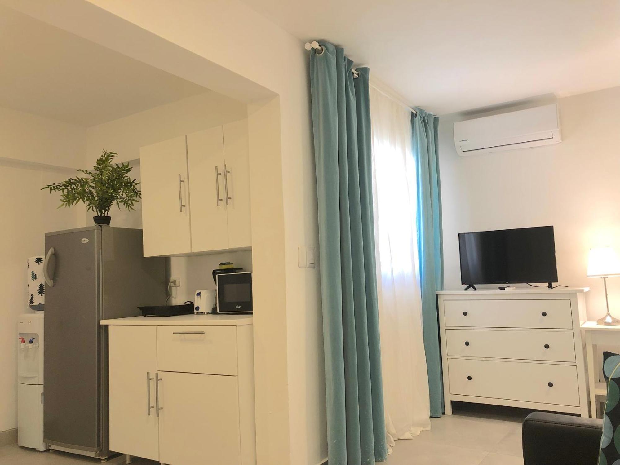 Coral Private Beach And Spa Apartment *