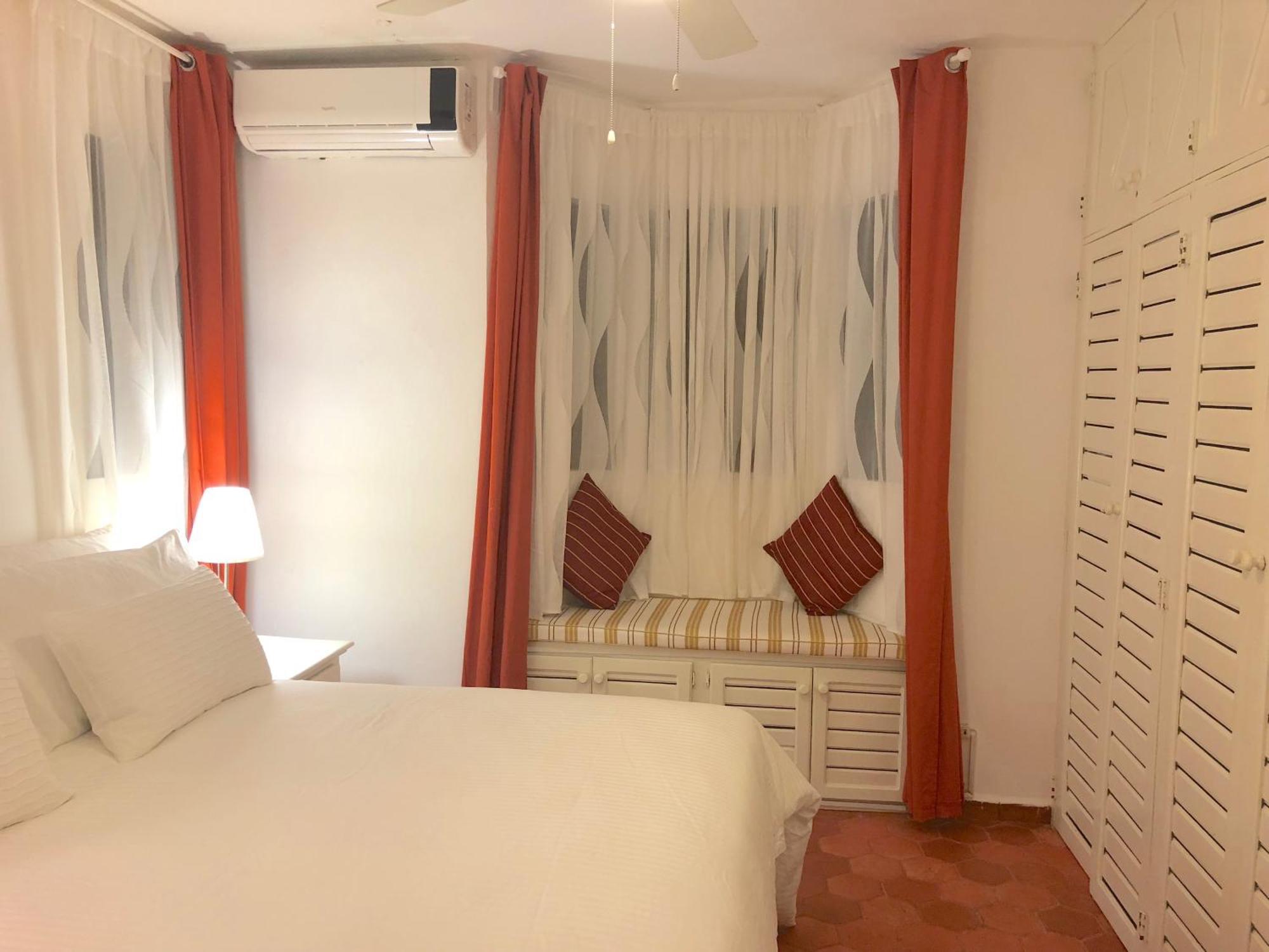 Coral Private Beach And Spa Apartment *