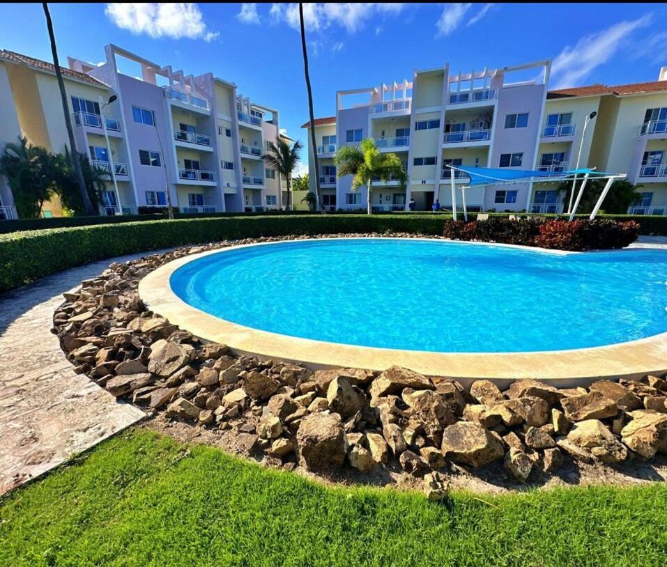 Stunning 2bd In *