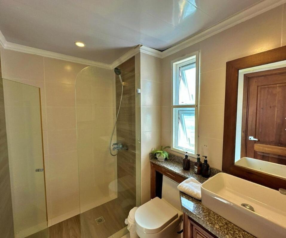 Stunning 2bd In *