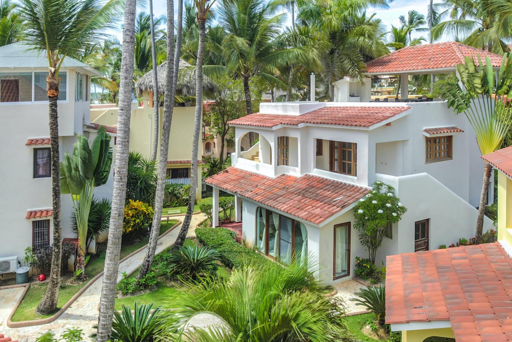 Caribbean Villas And Suites - Playa Los Corales - Wifi, Beach Club Aparthotel
