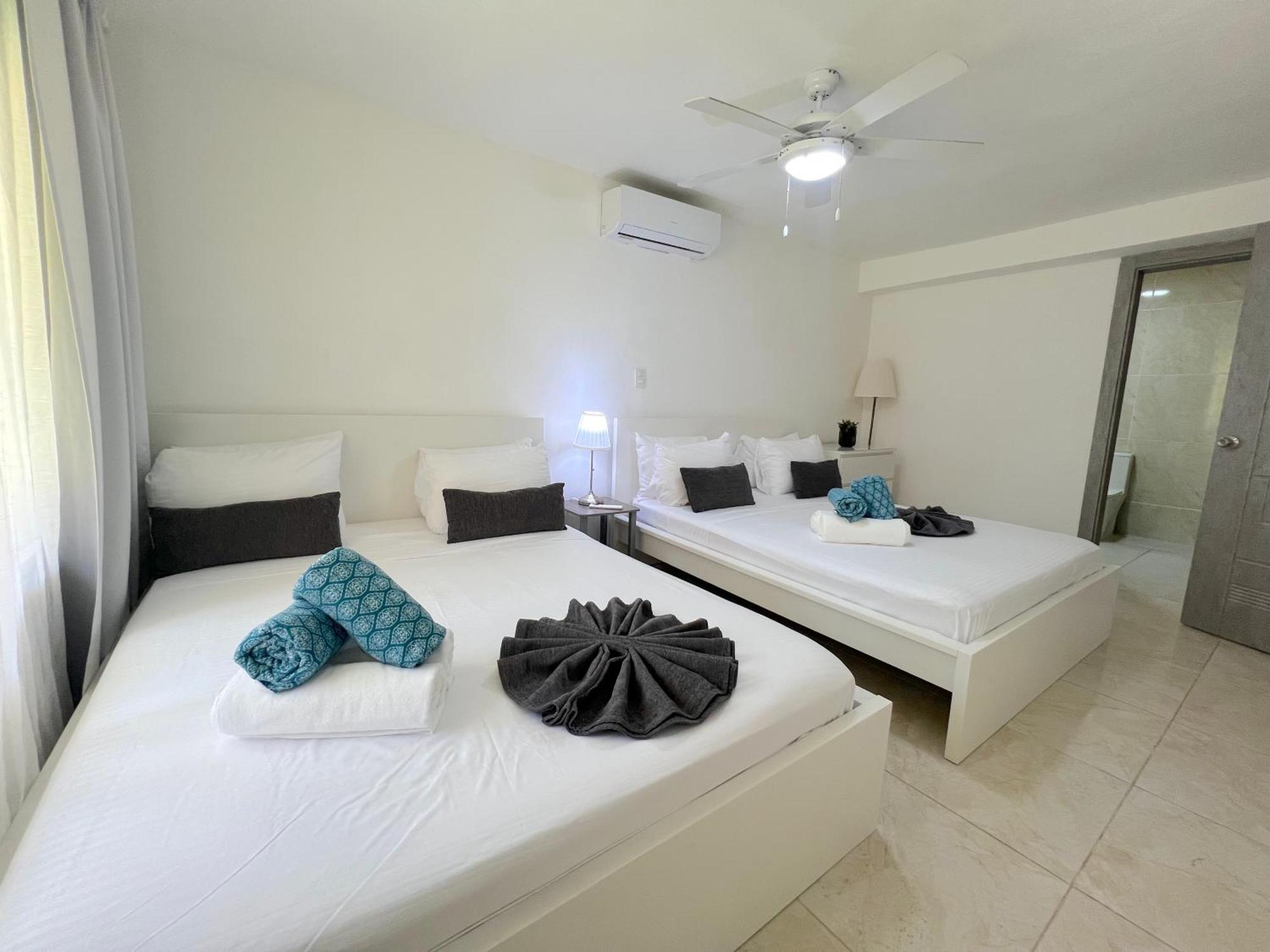 Caribbean Villas And Suites - Playa Los Corales - Wifi, Beach Club Aparthotel 5*
