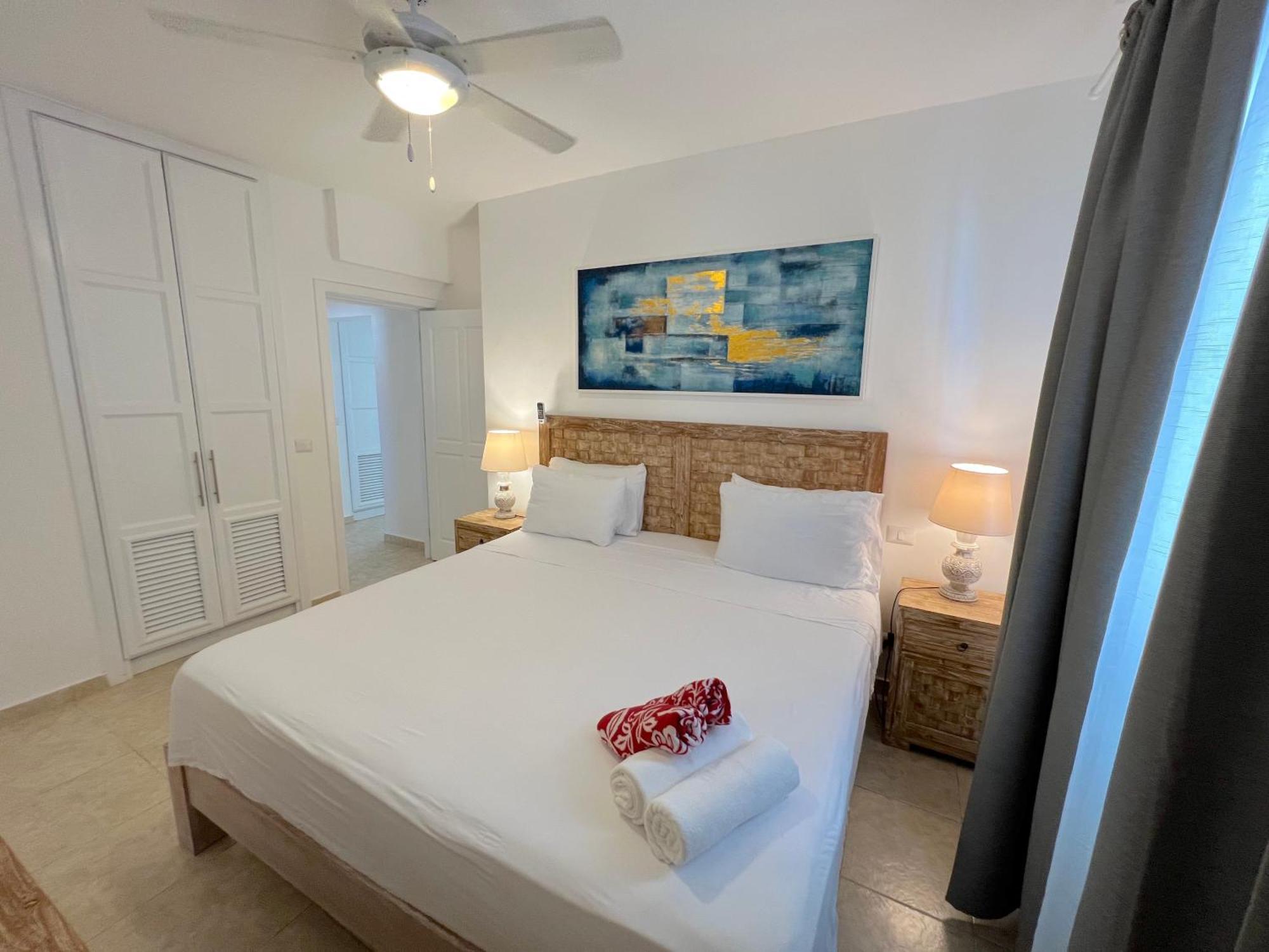 Caribbean Villas And Suites - Playa Los Corales - Wifi, Beach Club Aparthotel 5*