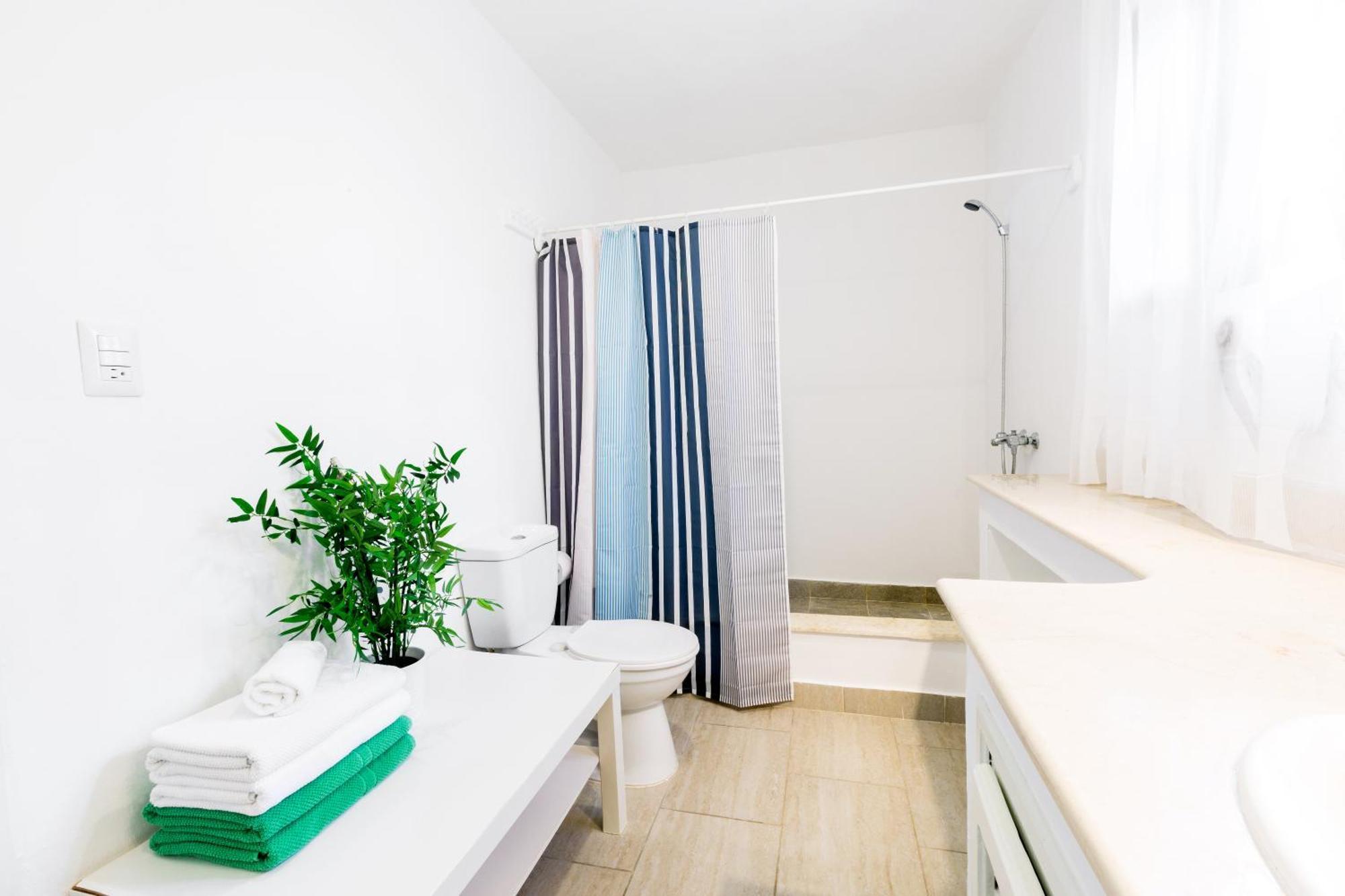 Aparthotel Caribbean Villas And Suites - Playa Los Corales - Wifi, Beach Club Punta Cana