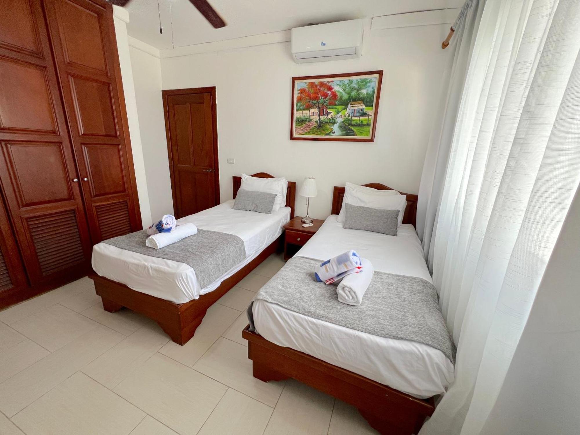 Aparthotel Caribbean Villas And Suites - Playa Los Corales - Wifi, Beach Club 5*