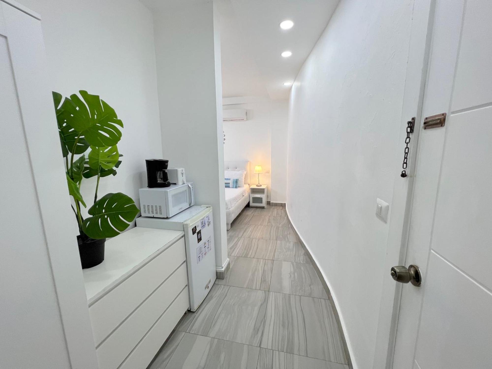 Aparthotel Caribbean Deluxe With Rooftop Pool And - Playa Corales