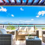 Ileverde A32 - Beachfront Condo