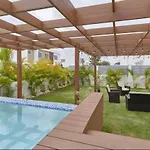 Villa Adosada Con Piscina Privada