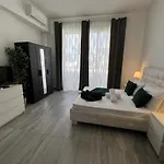 Vacation Studios With Rooftop Pool, Beach Club, Spa, Restaurants - Ducassi Collection - Playa Los Corales