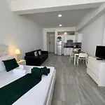 Vacation Studios With Rooftop Pool, Beach Club, Spa, Restaurants - Ducassi Collection - Playa Los Corales