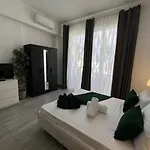 Vacation Studios With Rooftop Pool, Beach Club, Spa, Restaurants - Ducassi Collection - Playa Los Corales