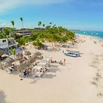 Punta Cana Penthouse Suite & Jacuzzi