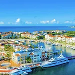 Perfect Beach Condo Cap Cana Marina, Punta Cana