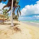 Exclusive Villa * Private Beach And Housekeeping