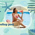 Vacation Studios With Rooftop Pool, Spa, Restaurants - Playa Los Corales