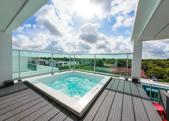 Punta Cana Penthouse Suite & Jacuzzi