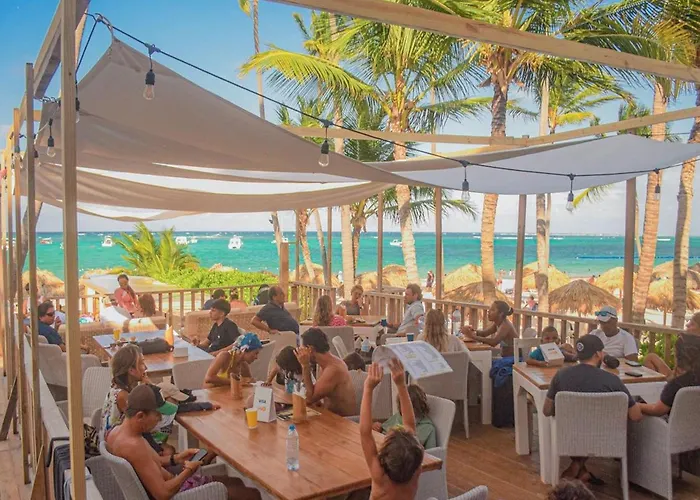 Vacation Studios With Rooftop Pool, Spa, Restaurants - Playa Los Corales