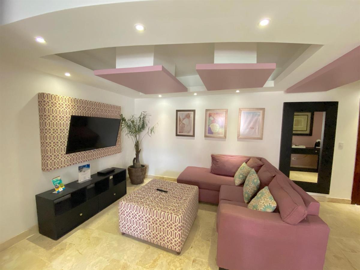 Deluxe Suites Chateau Del Mar - Swimming Pool&jacuzzi - Bavaro Beach 4*
