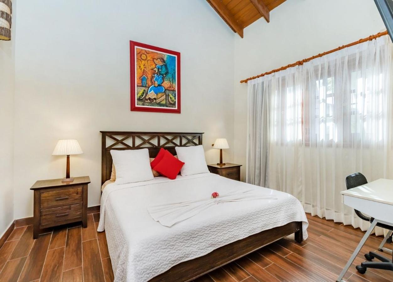 Private Cocotal In Villa *