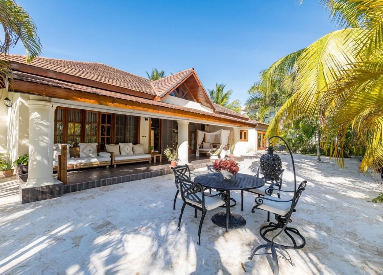 Villa Private Cocotal In *