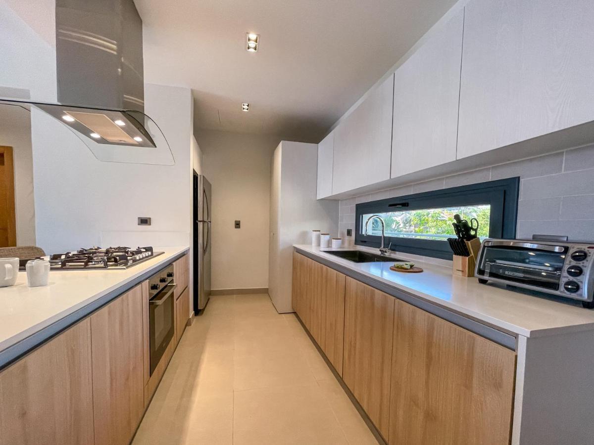 Apartment Gorgeous With Private Picuzzi Steps From