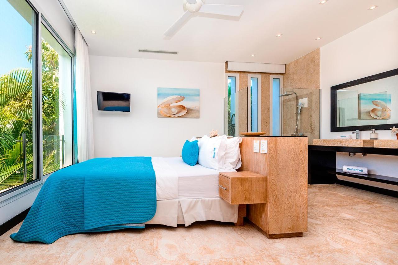 Private Cocotal In Villa