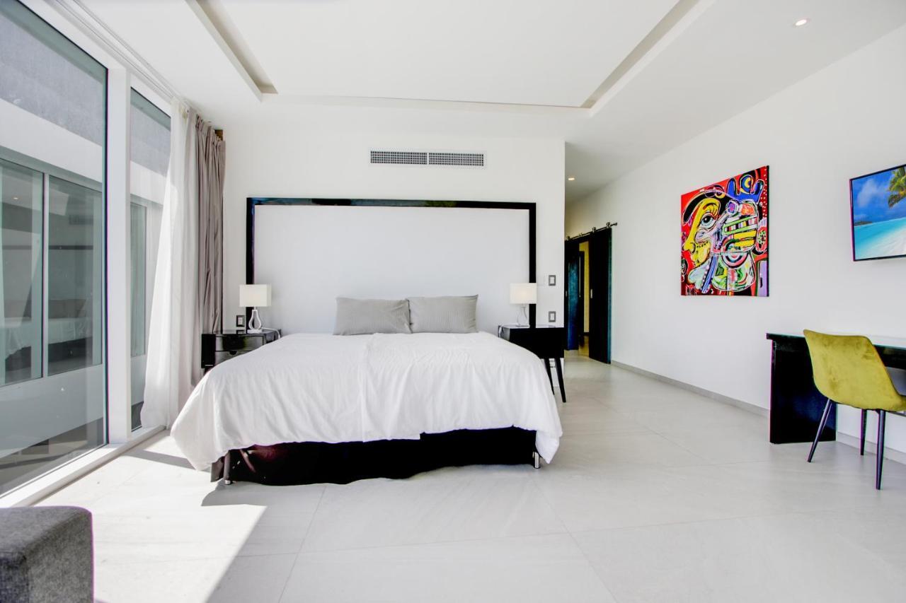 Private Cocotal In Villa *