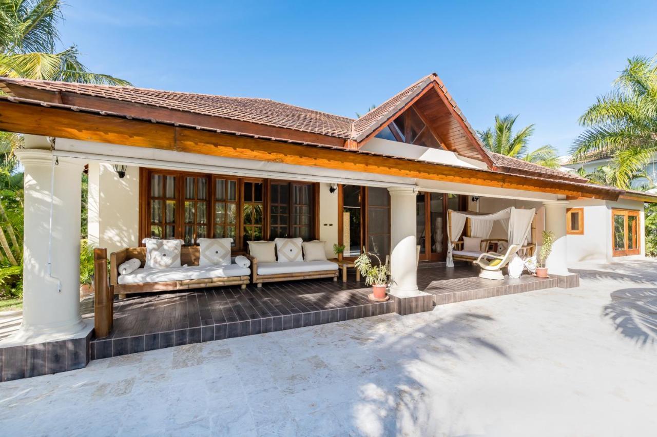 Private Cocotal In Villa *