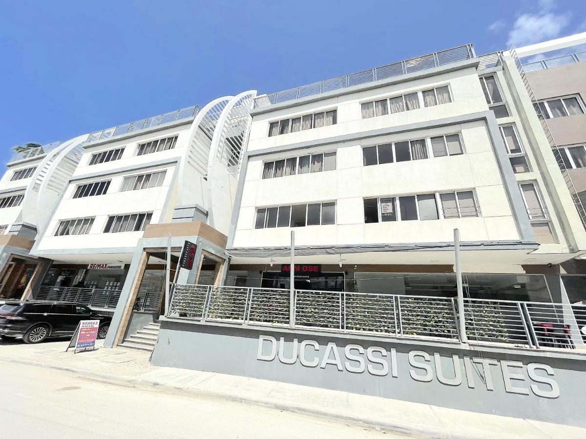 Ducassi & Suites Wifi Club & Hotel