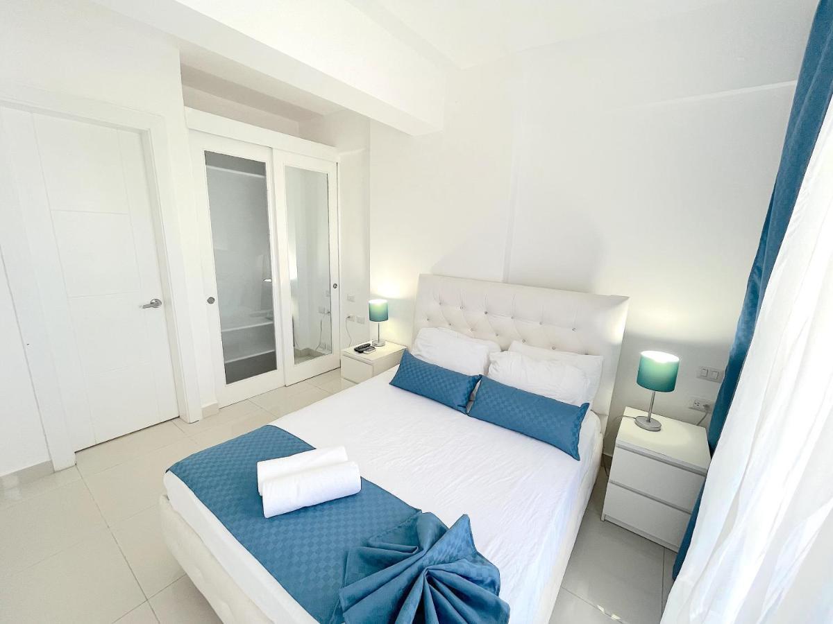 Rooftop Pool Ducassi Studio Suites Deluxe Beach Club & Hotel 5*
