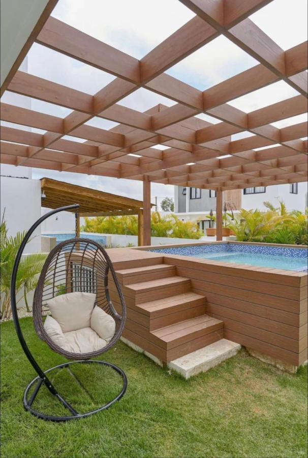 Adosada Con Piscina Privada * Punta Cana