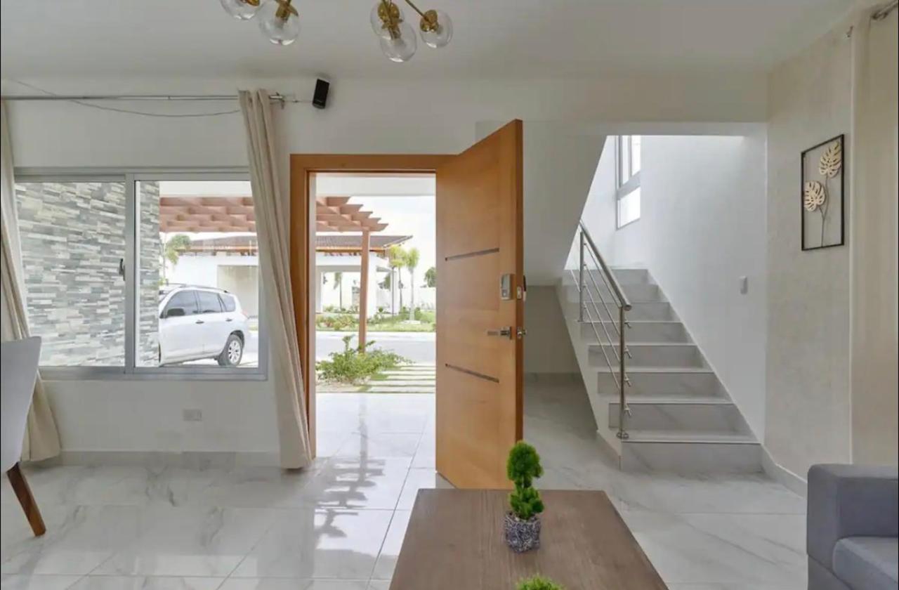 Villa Adosada Con Piscina Privada *