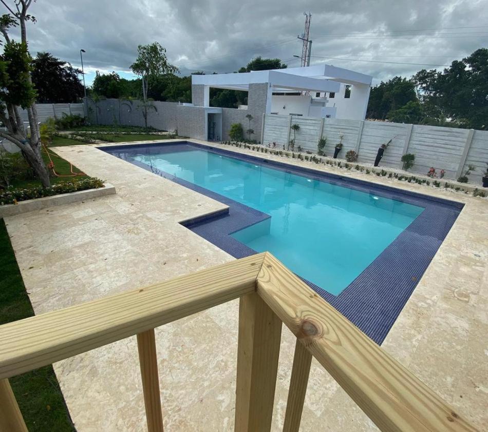 Adosada Con Piscina Privada *