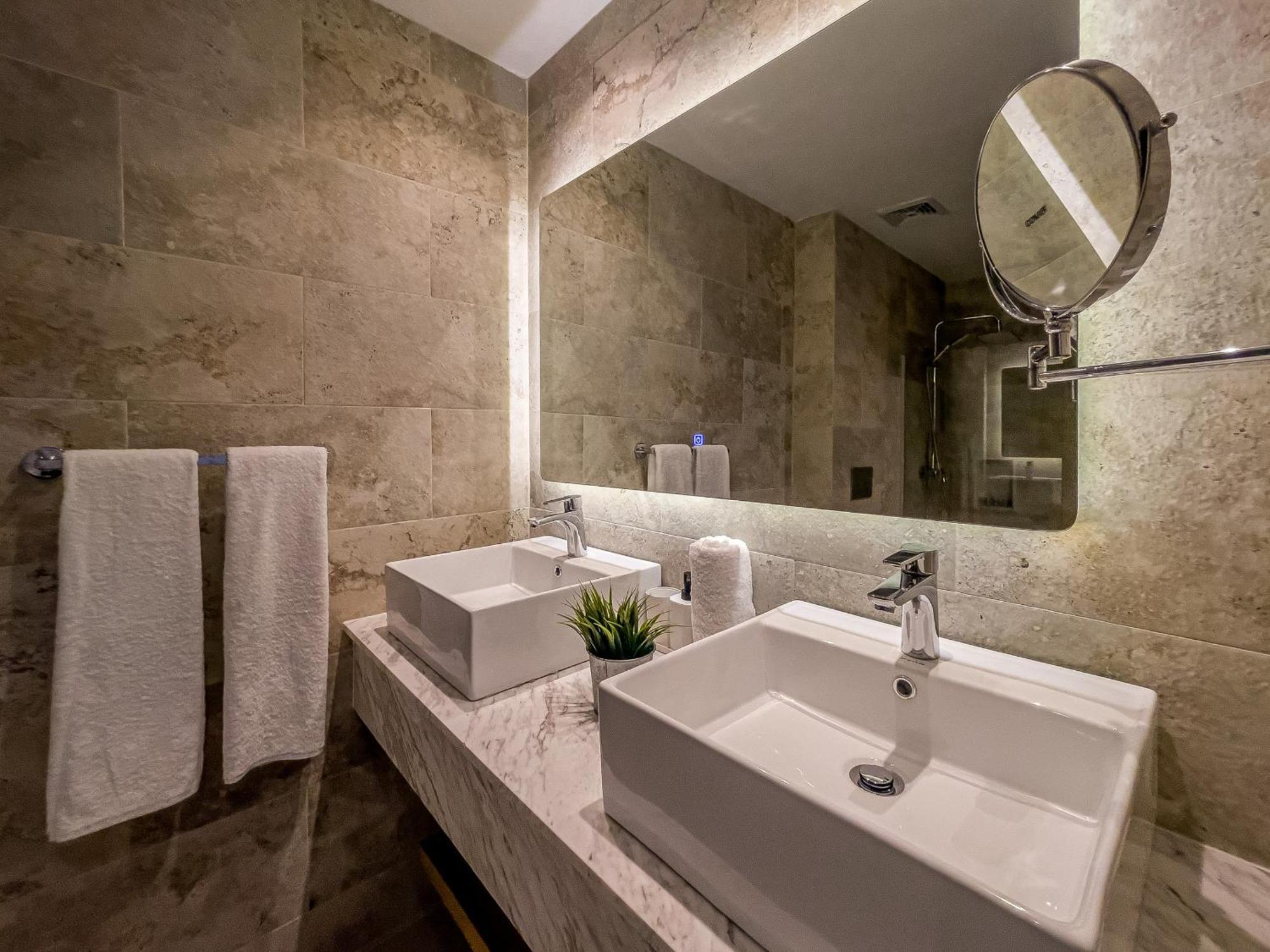 Apartment Private Picuzzi In New Penthouse Corales, 404 *