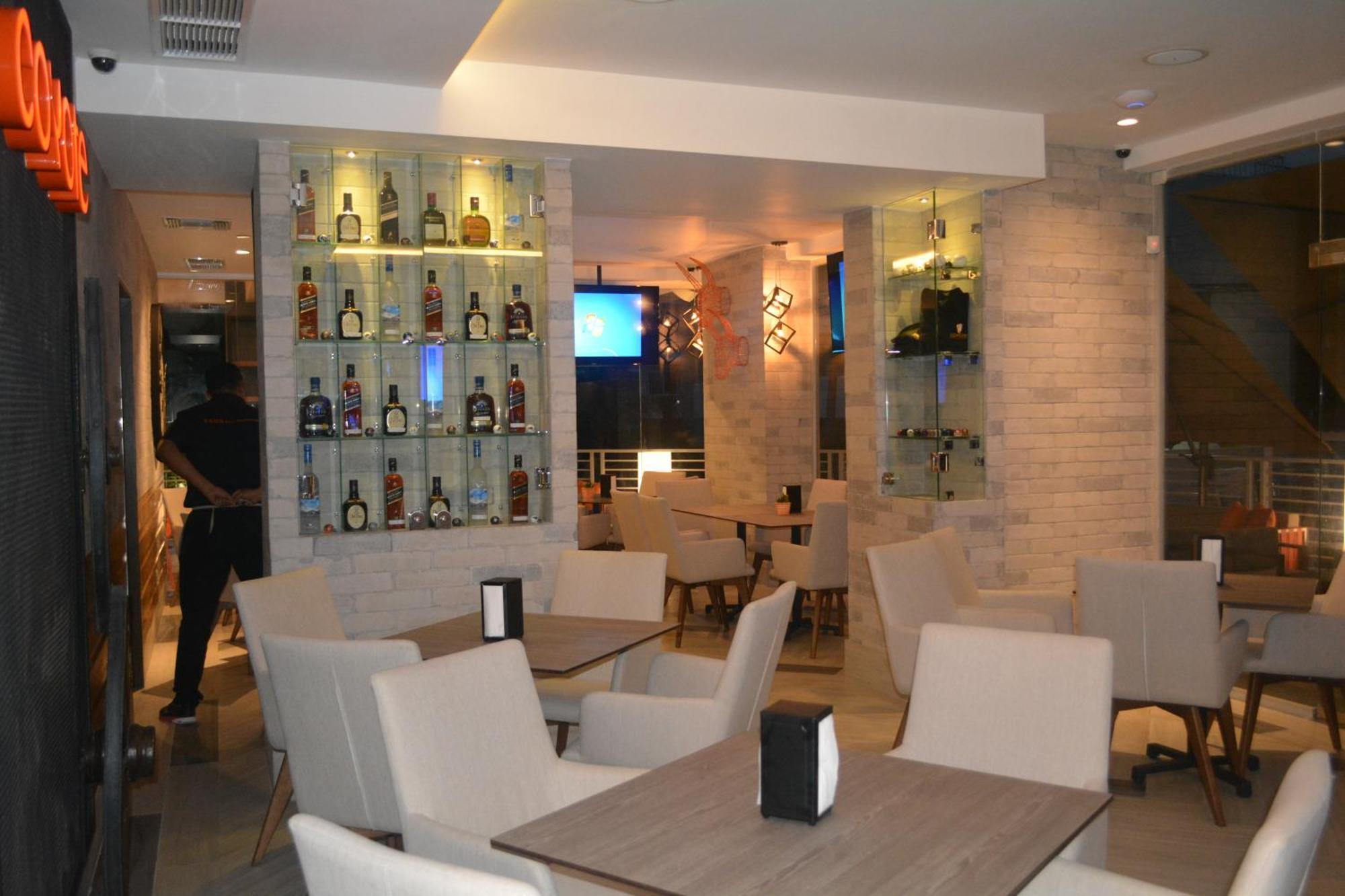 Ducassi Suites Rooftop Pool - Club And Hotel Punta Cana