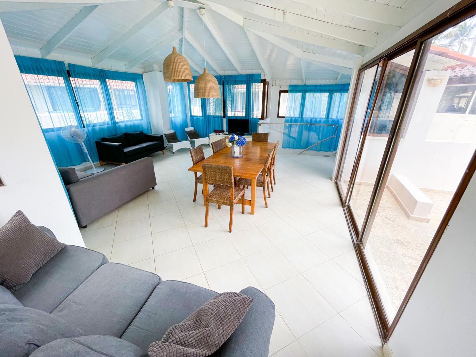 Sunny Seascape & Aparts Wifi Bbq Los Corales Bavaro Beach Club & Spa Apartamento *