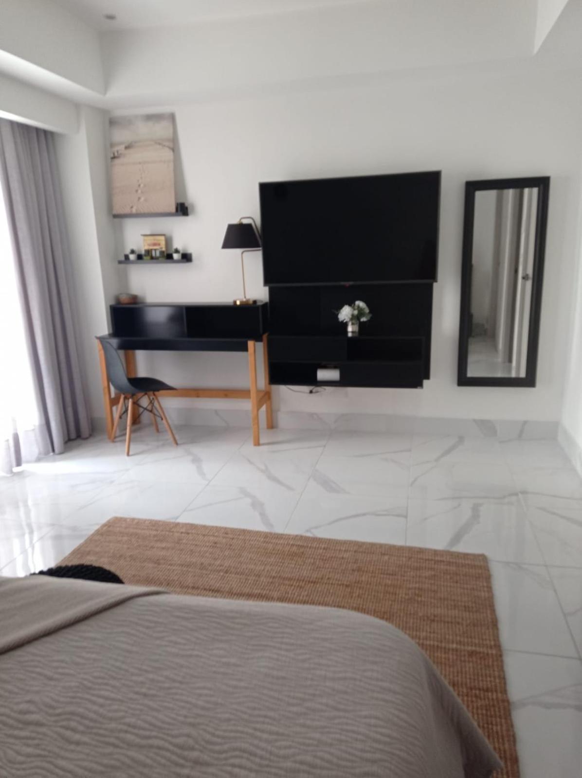 Paradise Apartment