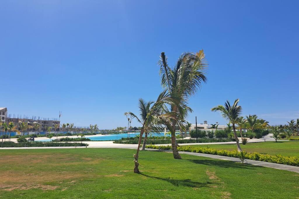 Crystal Lagoon Beach Apartment *