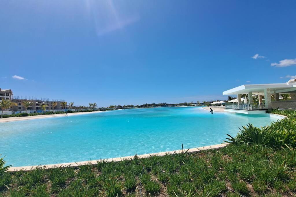 Crystal Lagoon Beach Apartment *