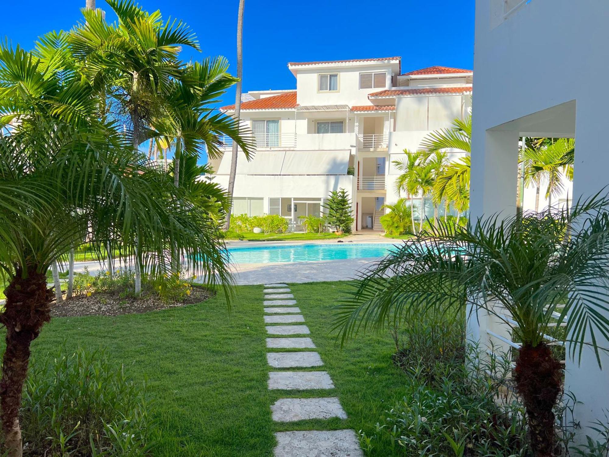 Hotel Tropical Playa Los Corales 5*