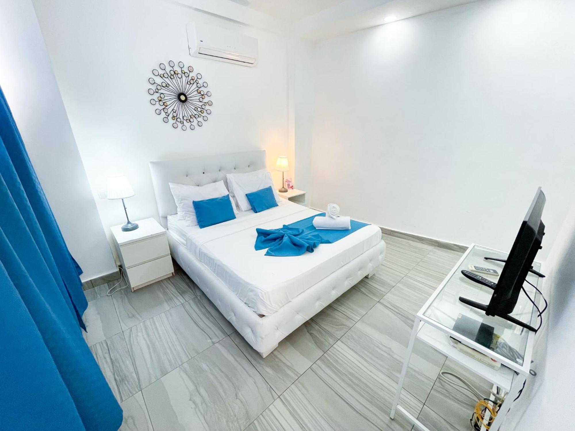 Ducassi & Beach - Playa Bavaro - Wifi - Parking - Rooftop Pool & Spa Punta Cana
