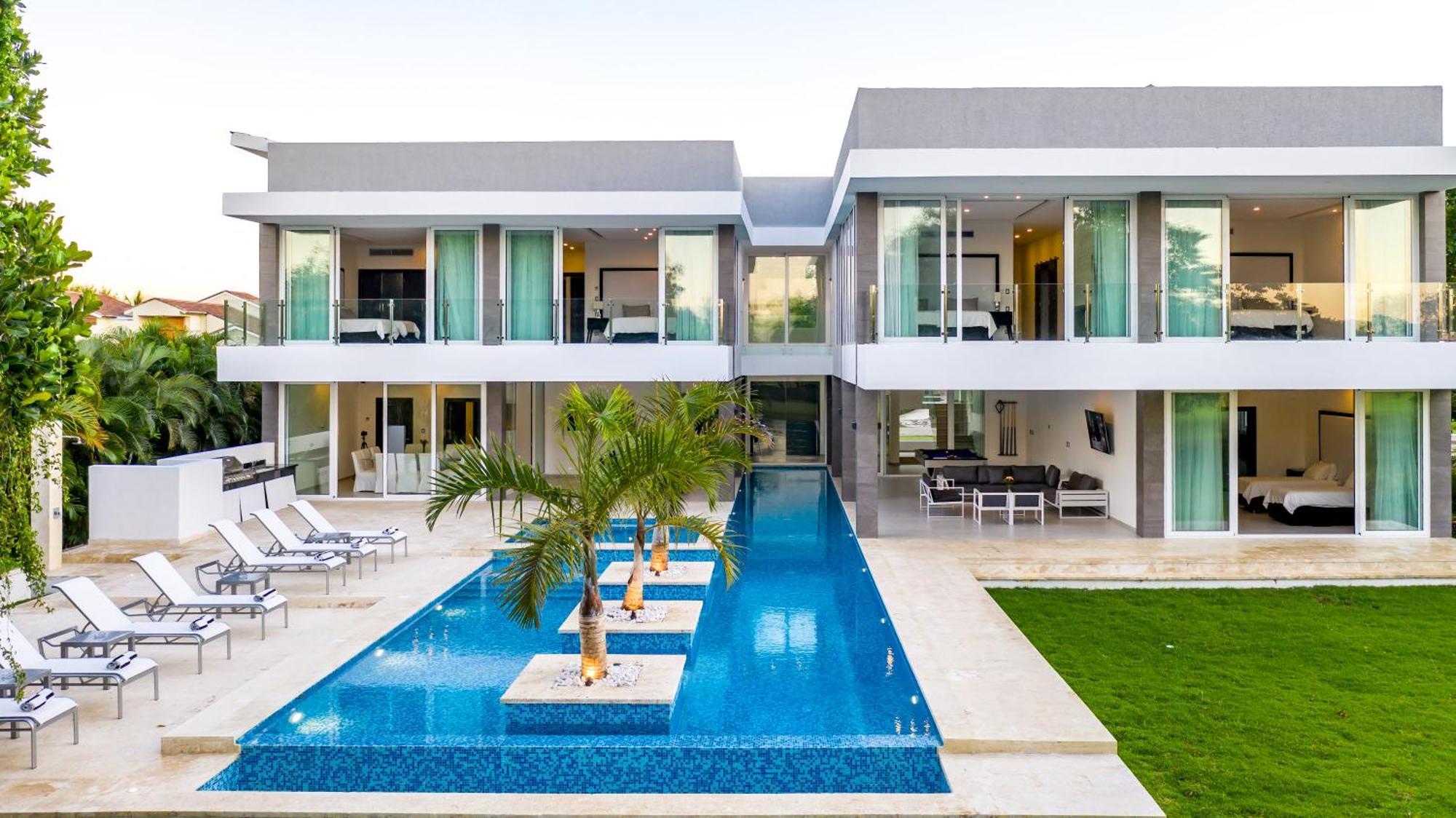 Modern Brand New With Pool, Jacuzzi, Chef At Cocotal Golf & Country Club * Punta Cana