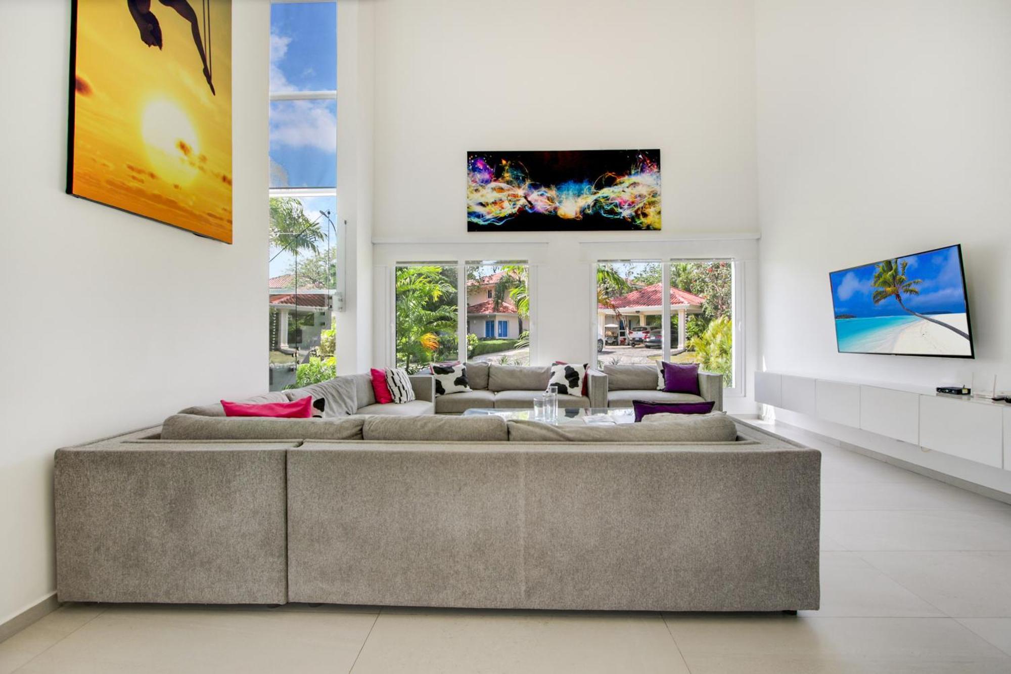 Villa Modern Brand New With Pool, Jacuzzi, Chef At Cocotal Golf & Country Club