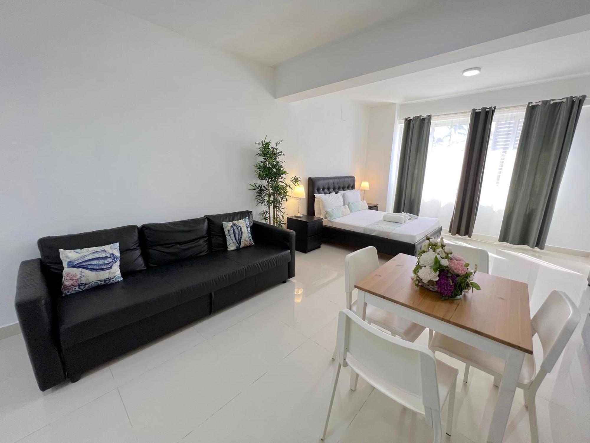 Vacation With Rooftop Pool, Spa, Restaurants - Playa Los Corales Hotel Punta Cana