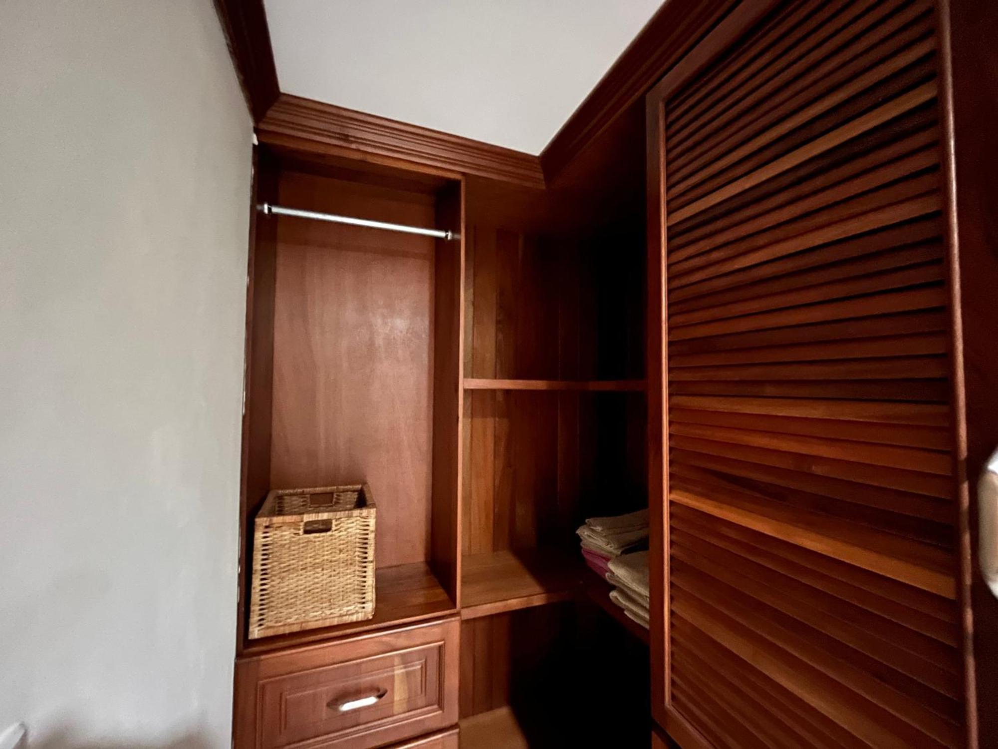 Luxury Penthouse With Pool, Bbq, Ac, Wi-fi, 5-min Walk To El Cortecito & Bavaro Beaches, Apartment Punta Cana