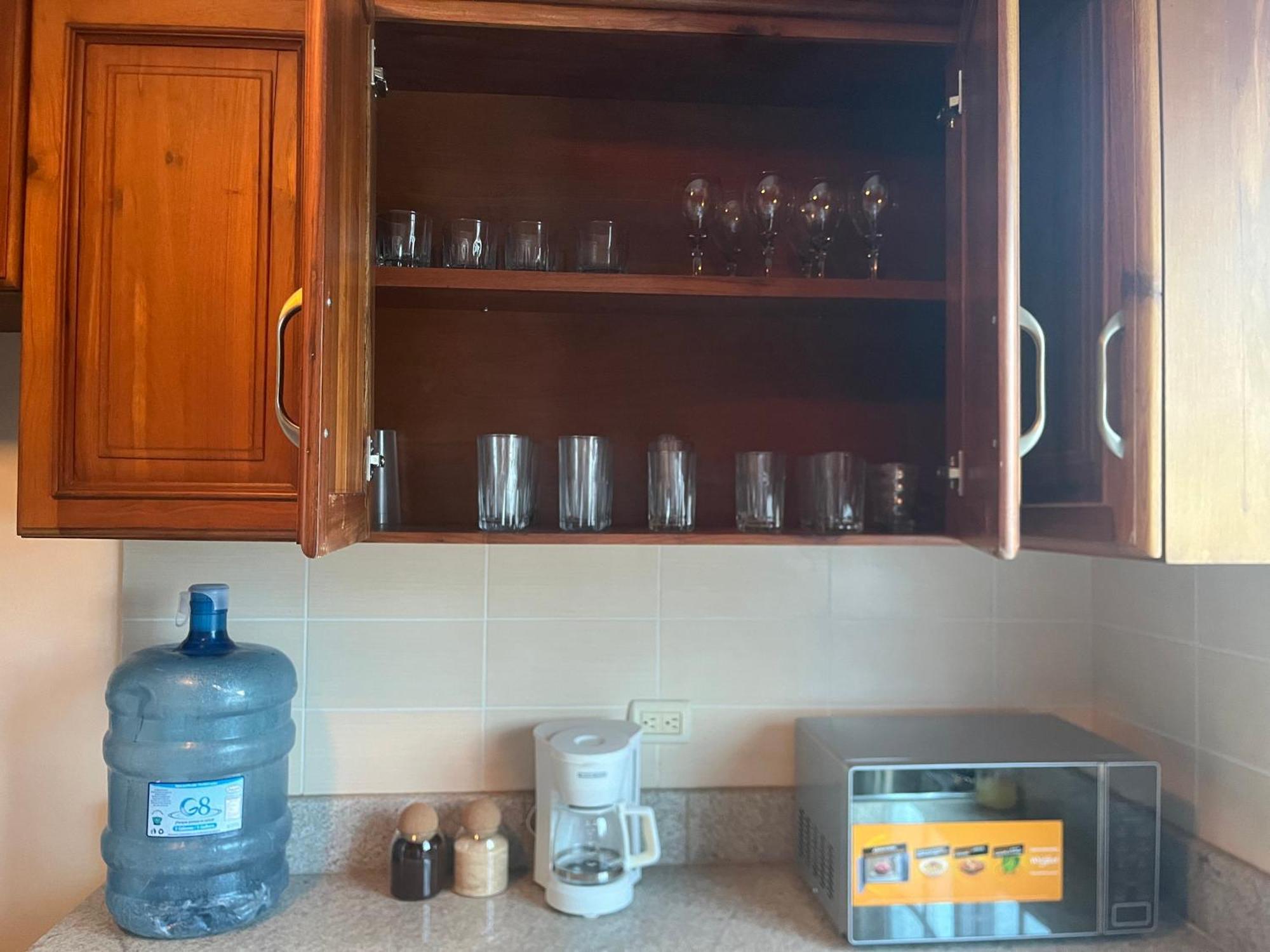 Apartment Luxury Penthouse With Pool, Bbq, Ac, Wi-fi, 5-min Walk To El Cortecito & Bavaro Beaches, Punta Cana