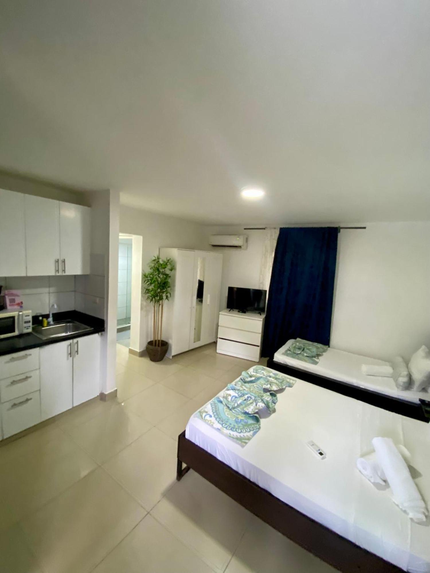 Deluxe Playa Los Corales Apartment *