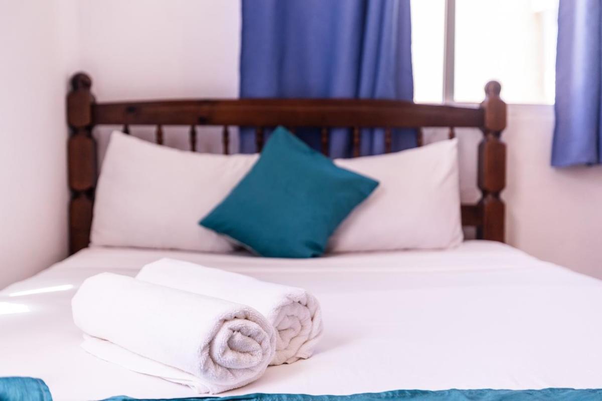 Rosas De Homestay