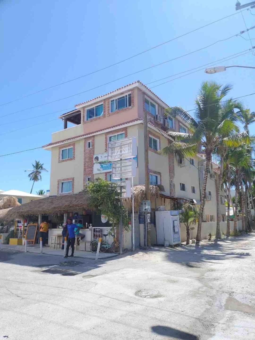 Homestay Rosas De *