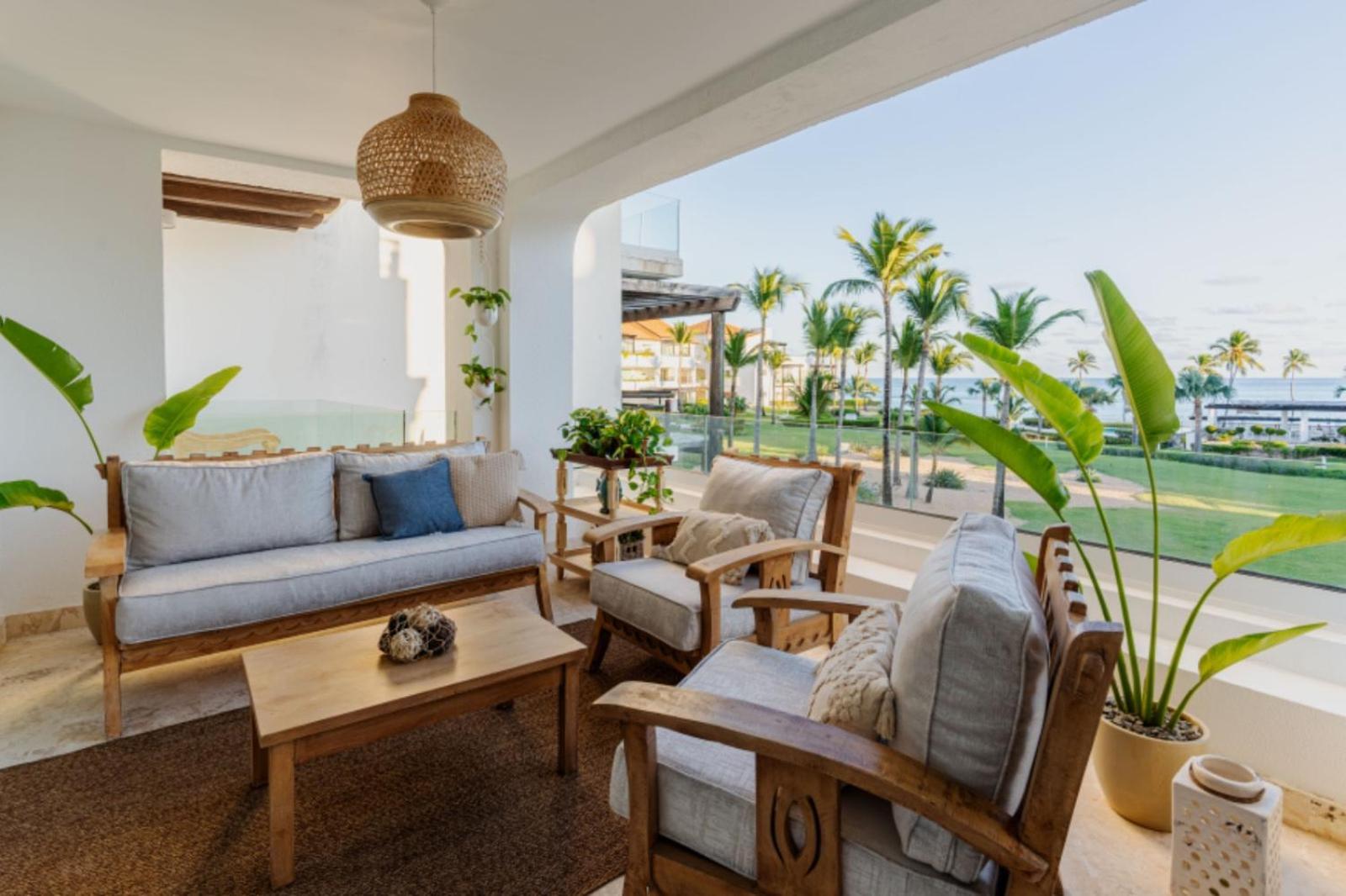 Punta Palmera Beachfront